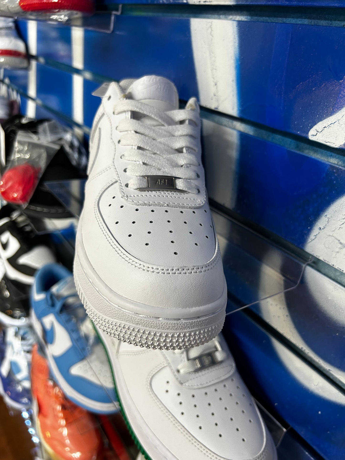 Triple White AF1 Low