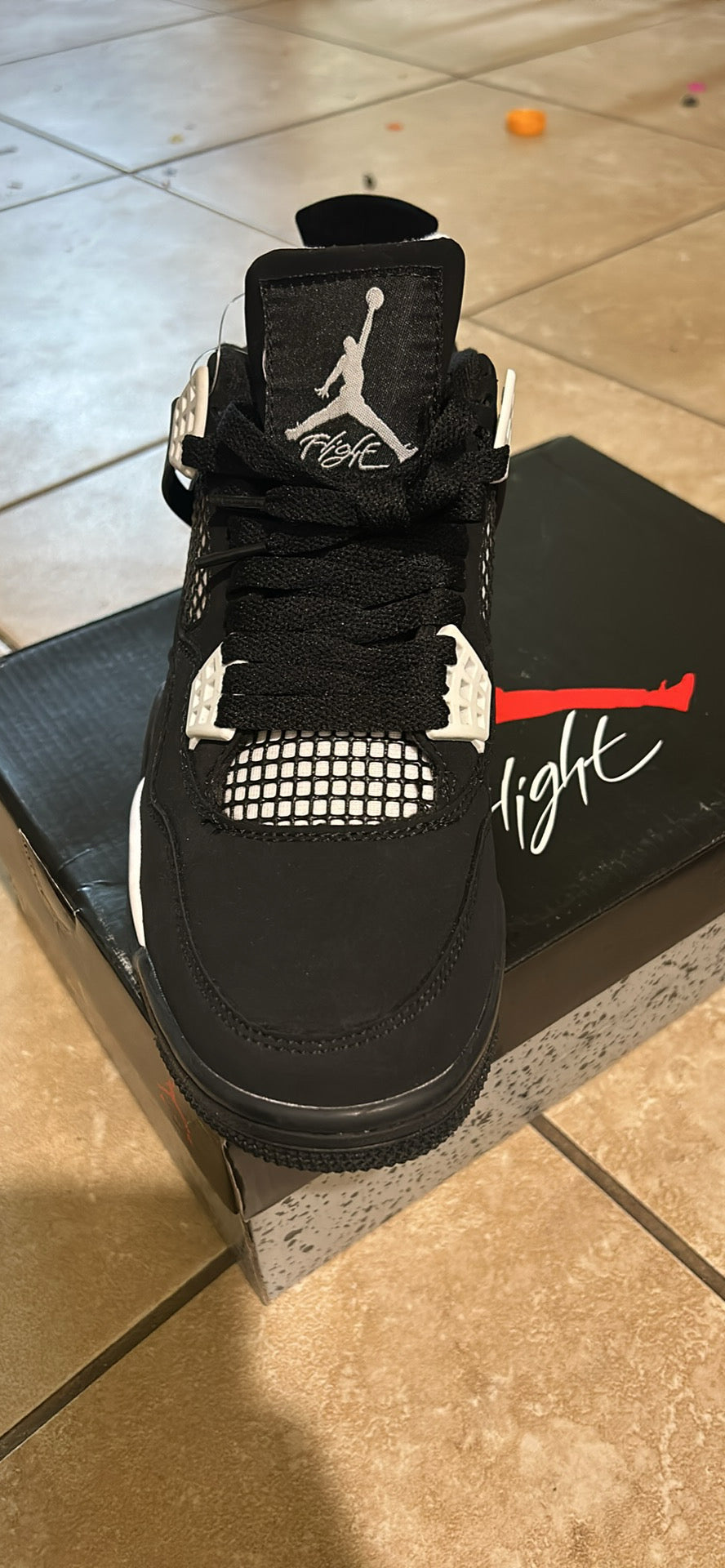White Thunder J4
