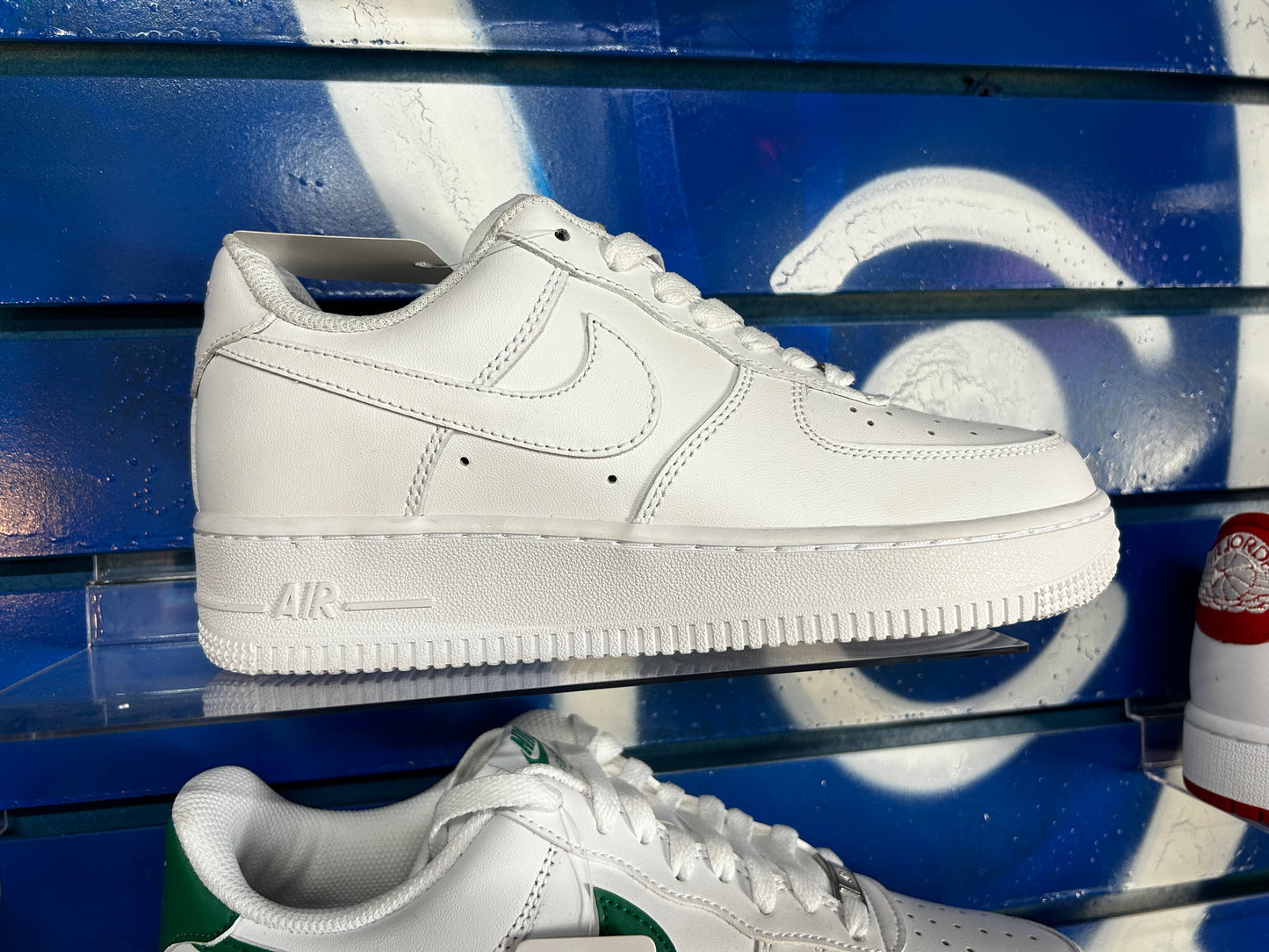 Triple White AF1 Low
