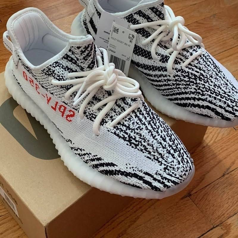 Yeezy Boost 350 V2 (Zebra)